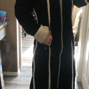 Le cheateau faux fur hooded trench coat